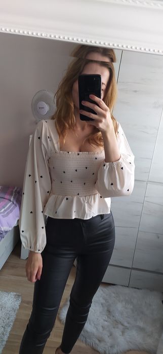 Biała bluzka z falbanką boho bufiasty rękaw kwadratowy dekolt 34 XS