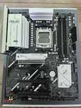 ASUS B650E max gaming wifi