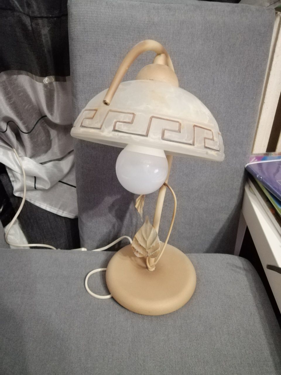 Lampka nocna  stojąca lub wisząca