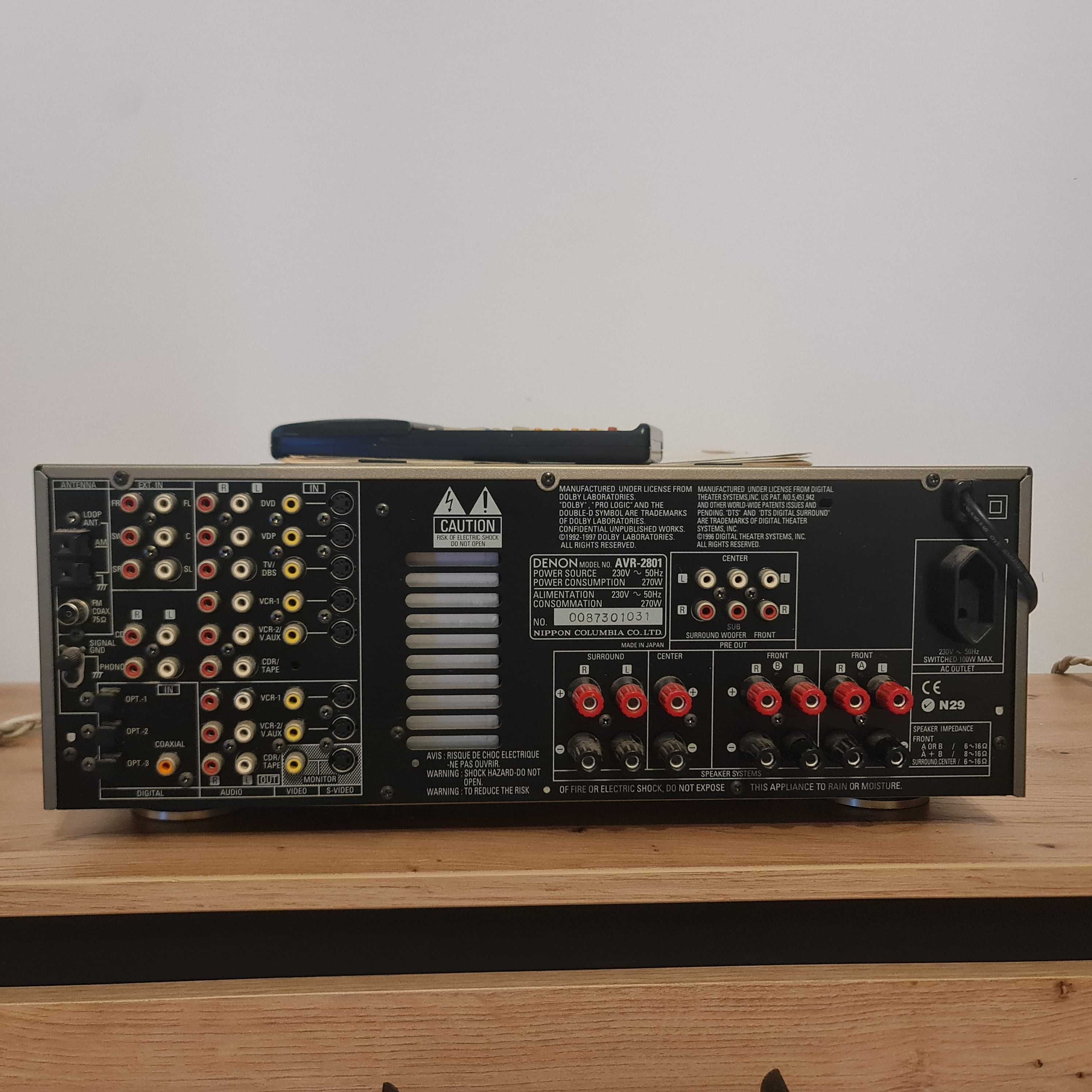 Amplituner DENON AVR-2801 GOLD + Pilot