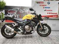 Honda modelo CB500F 2022