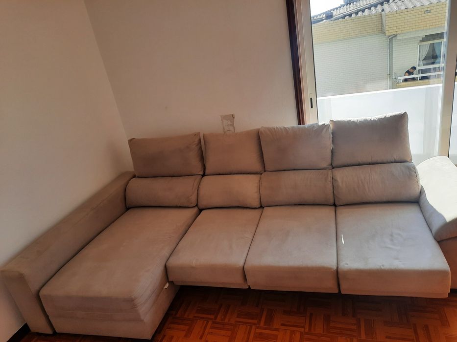 Sofá c/ chaise, encosto reclinável impecável