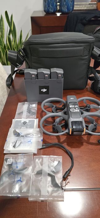 DJI Avata 2 Fly More Combo