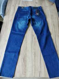 Spodnie  jeansowe Diverse Led line 32L34 - nowe