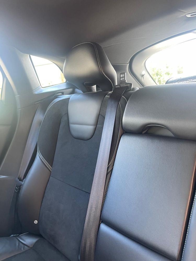 Volvo v40 R-DESIGN D3 cx automática
