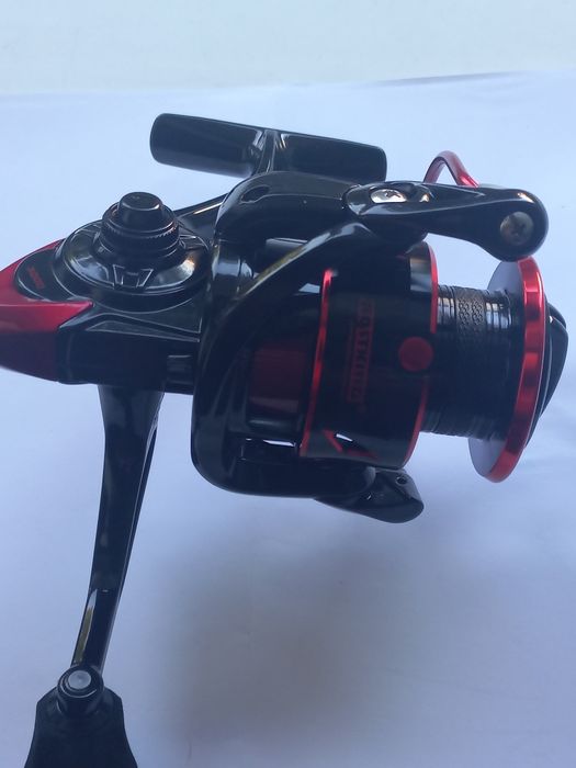 Продам катушку ,,KASTKING,,HARKY,,3