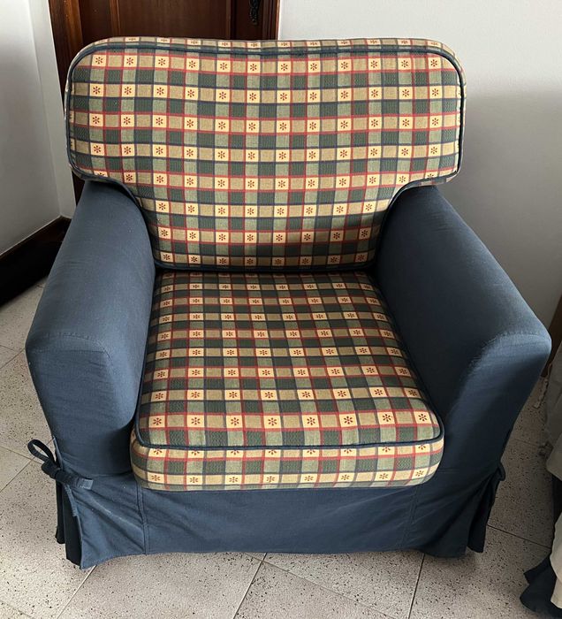 Sofá cama de 3 lugares + cadeirão