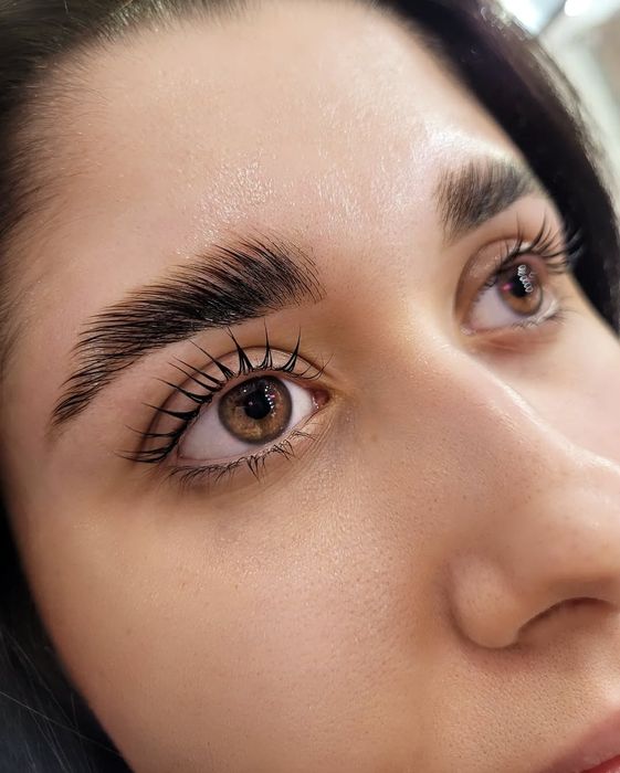 Ламінування вій / брів  оформлення корекція, Майдан незалежності