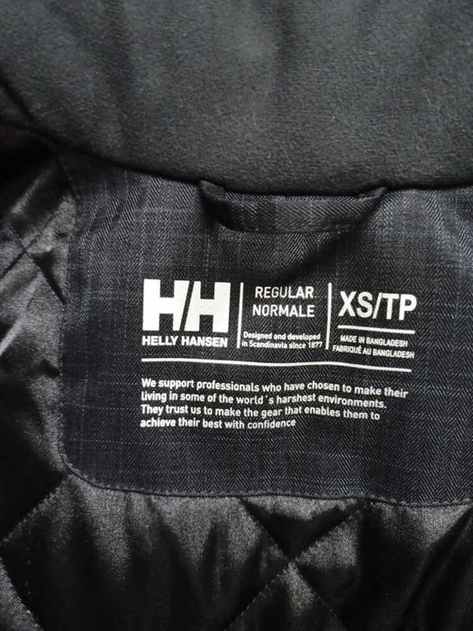 Гірськолижна куртка helly hansen р xs стан нової