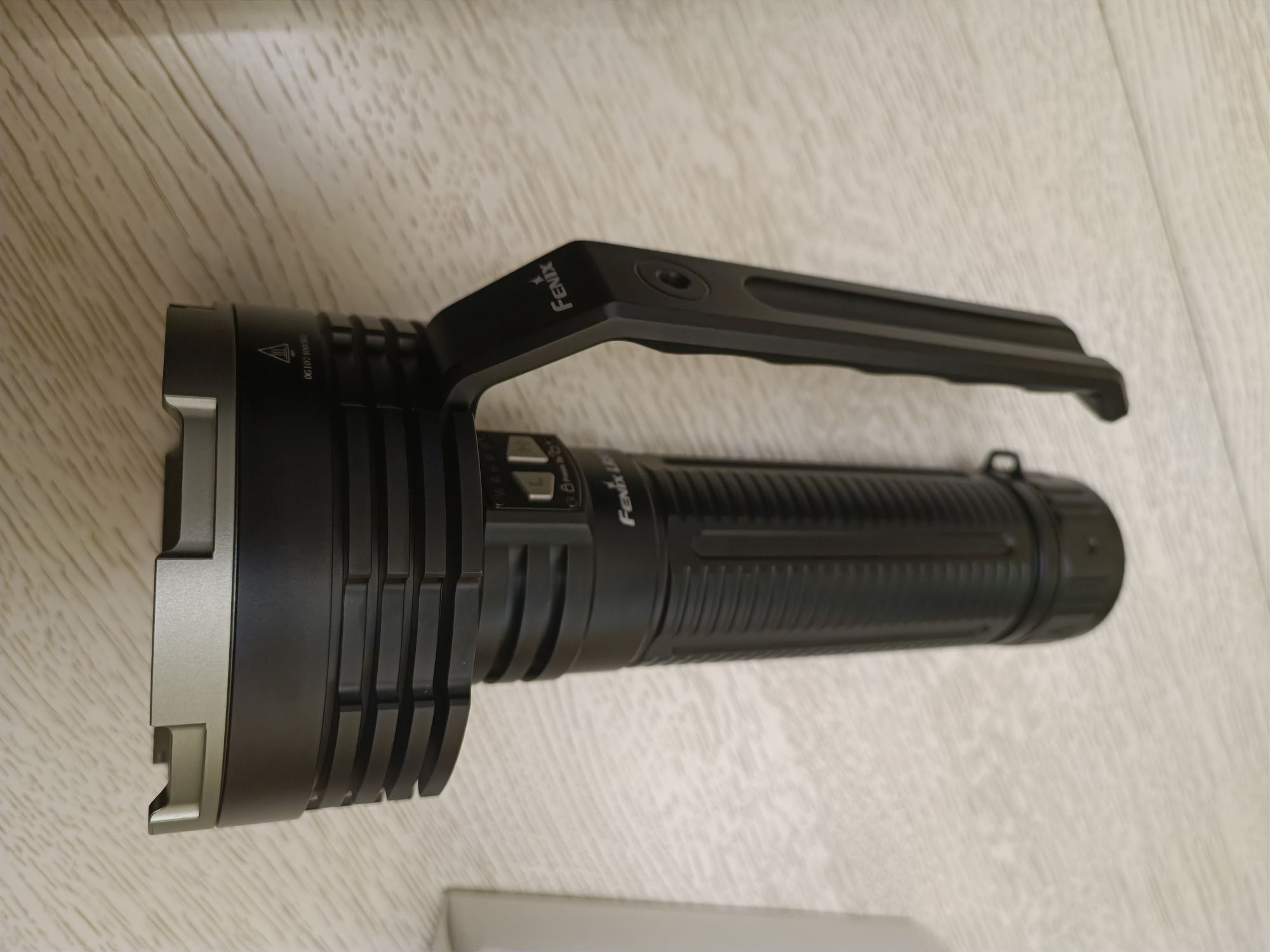 фонар/ліхтар  для пошукових операцій Fenix LR80R