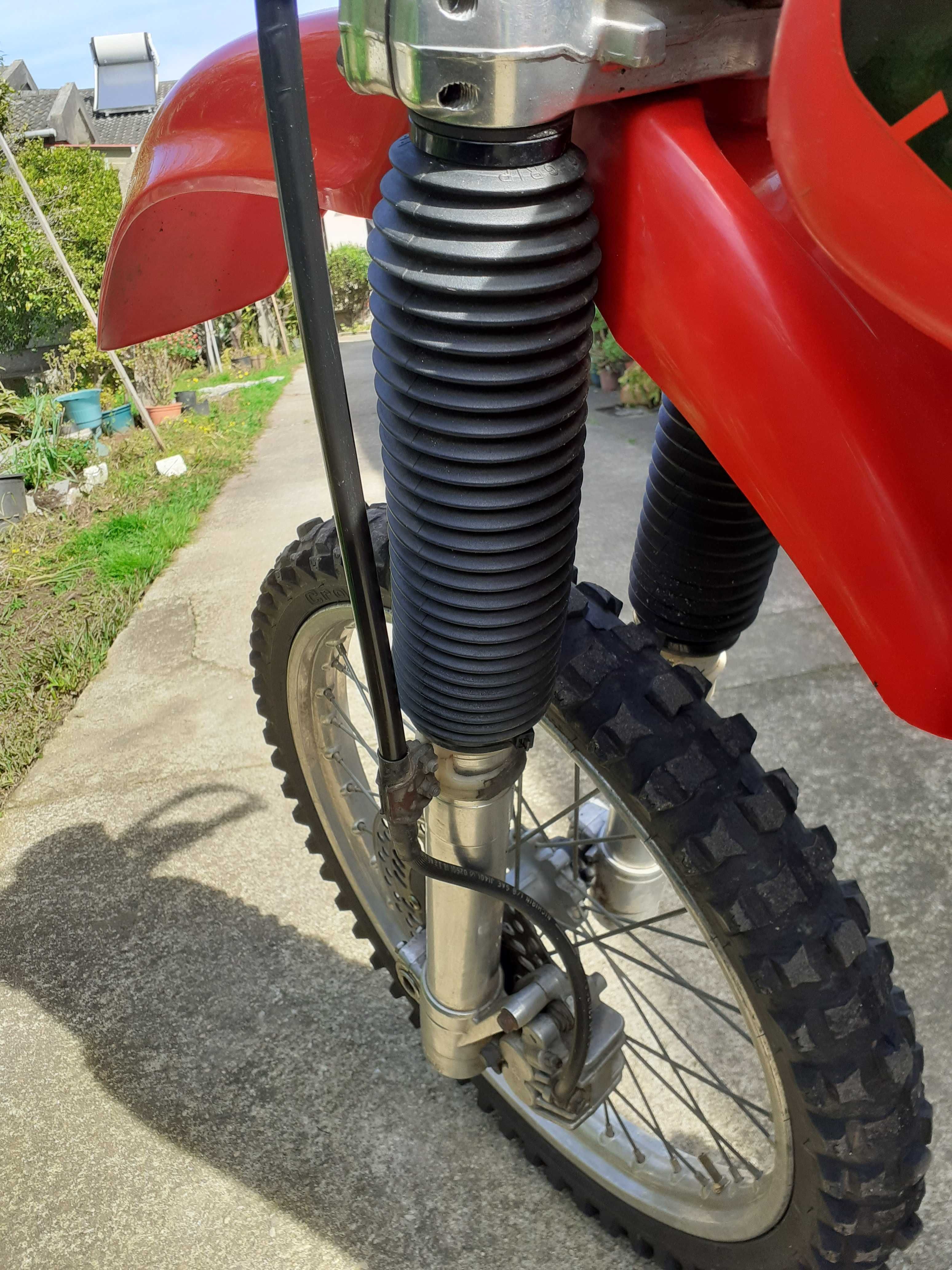 Honda XR400 muito estimada