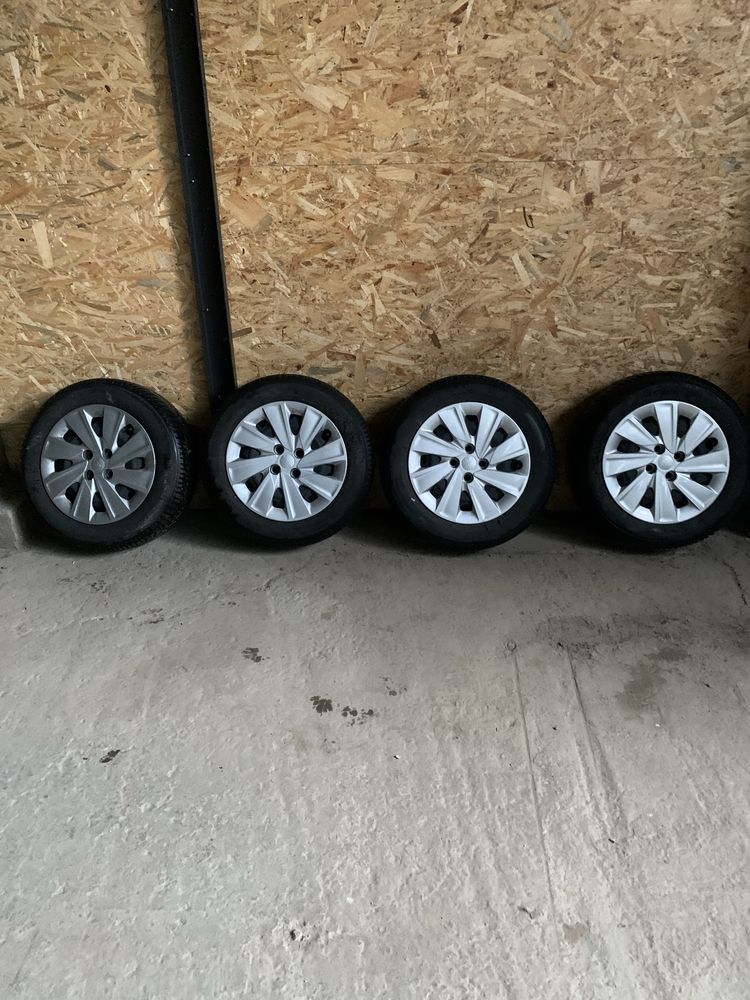 Opony zimowe 185/65/R15 kleber z felgami stalowymi 2021