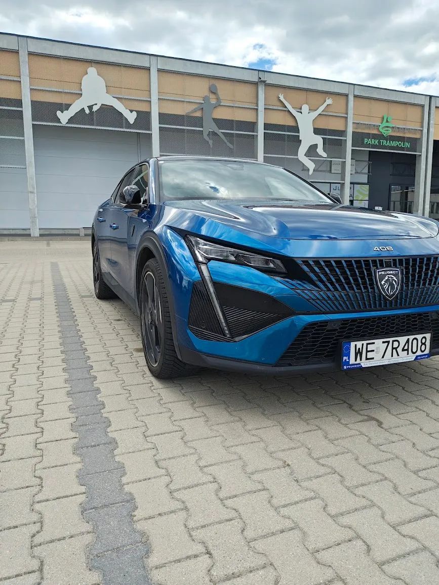 Peugeot 408 Peugeot 408 plugin 225 KM wersja First Edition Salon Polska