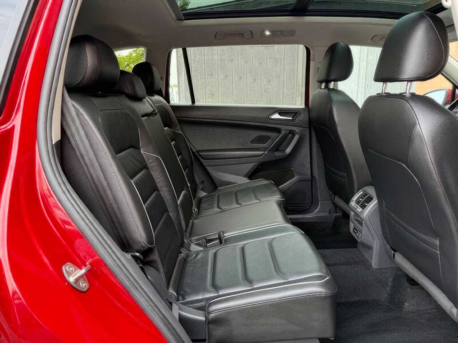 Volkswagen Tiguan      2018