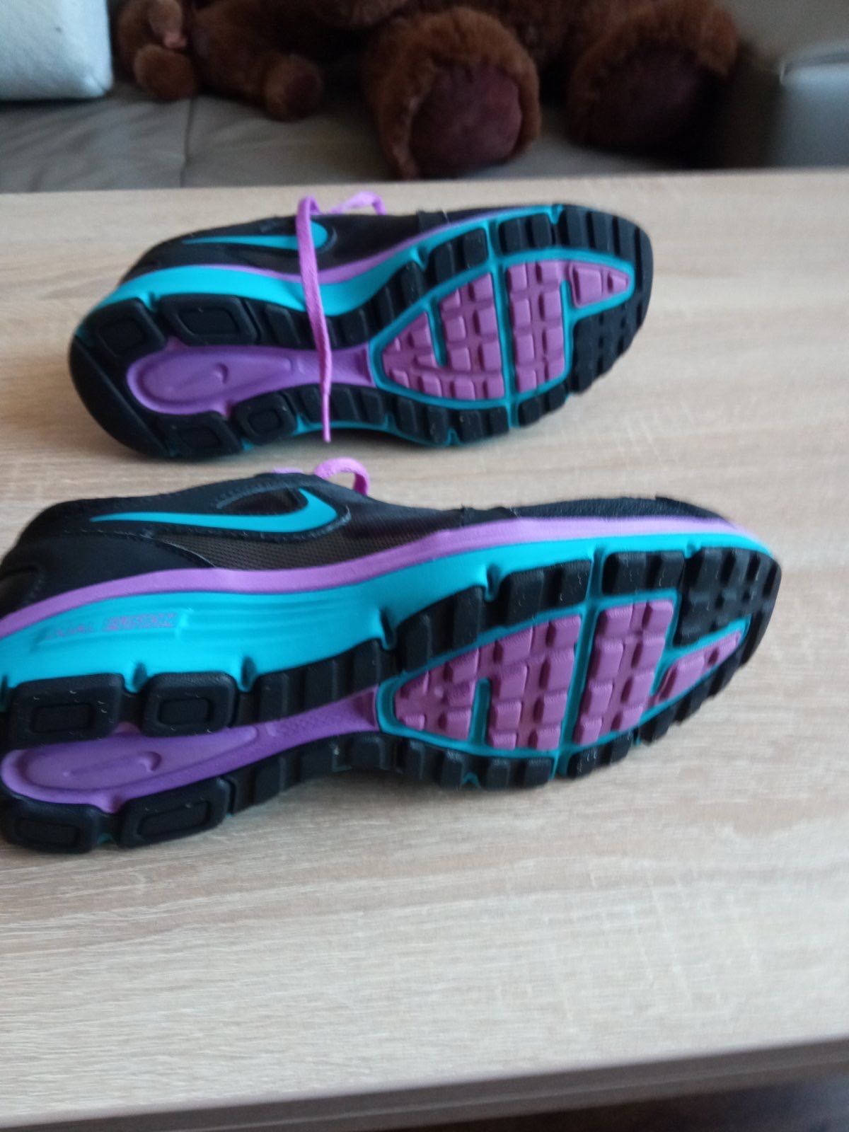 Бігові кросівки Nike Dual Fusion Run Black/Purple/Blue 525752-011