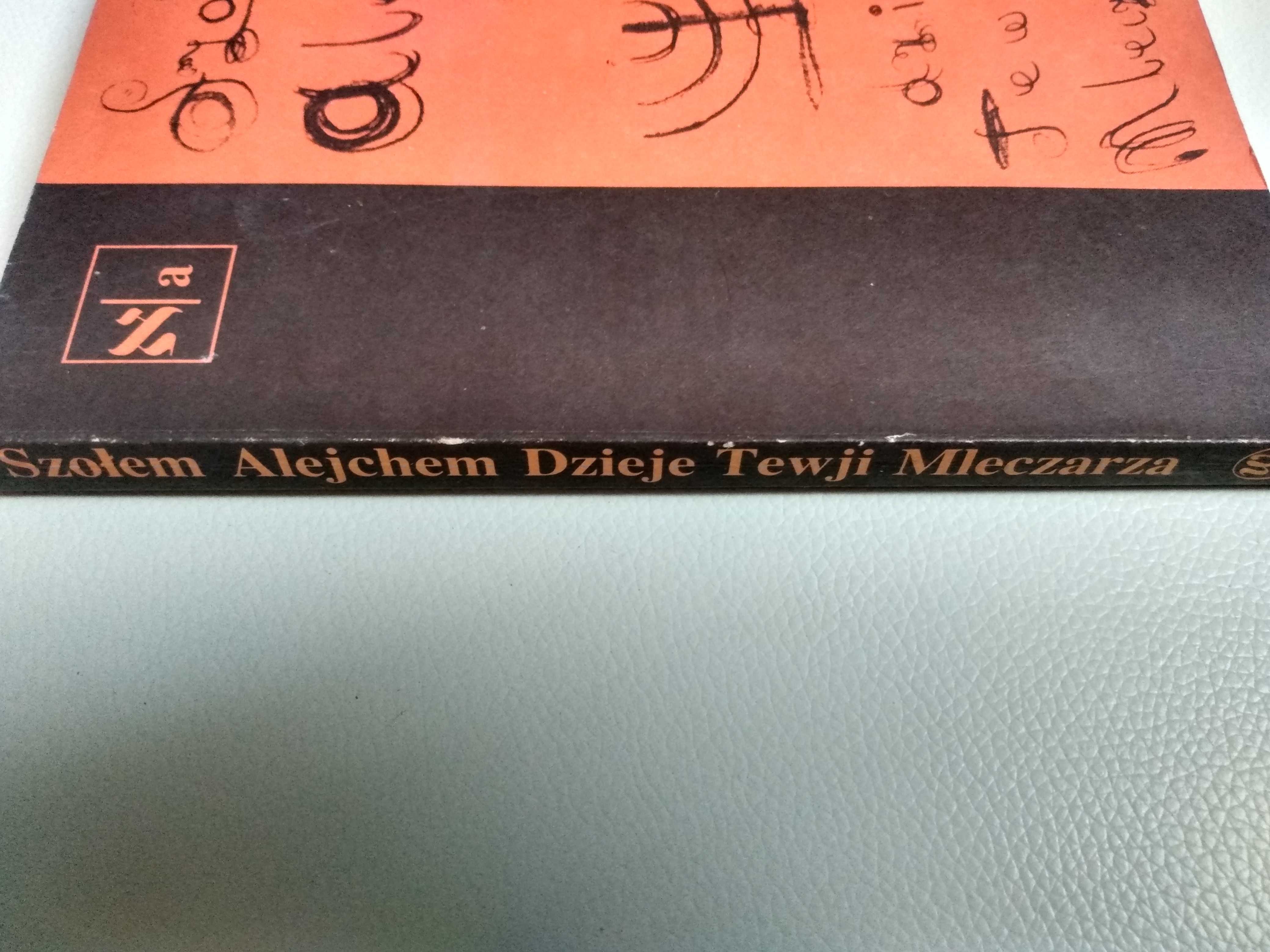 Książka "Dzieje Tewji Mleczarza" Szołem Alejchem z 1989 r.