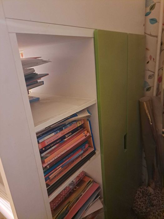 Łóżko piętrowe z biurkiem