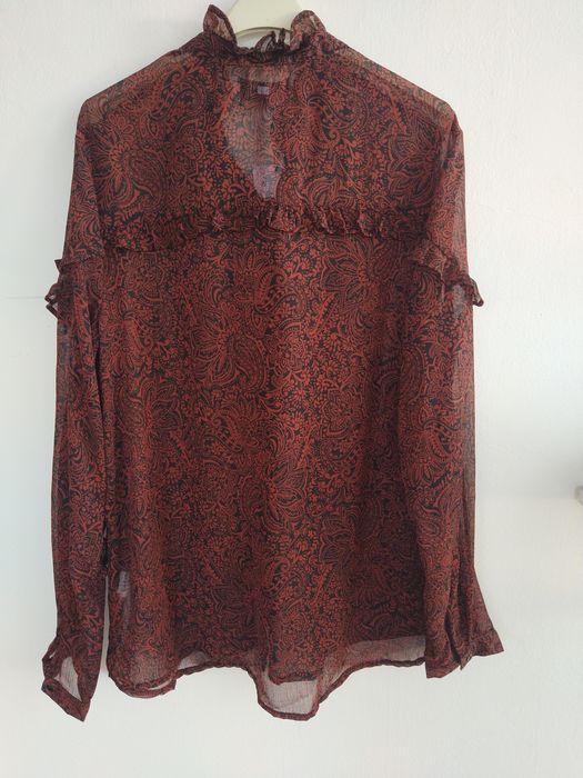 Blusa com padrão floral e com folhos - Lefties - Tamanho L - Nova!