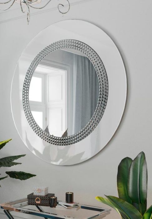 Lustro ścienne Elegańce białe okrągłe Srebrna mozaika.