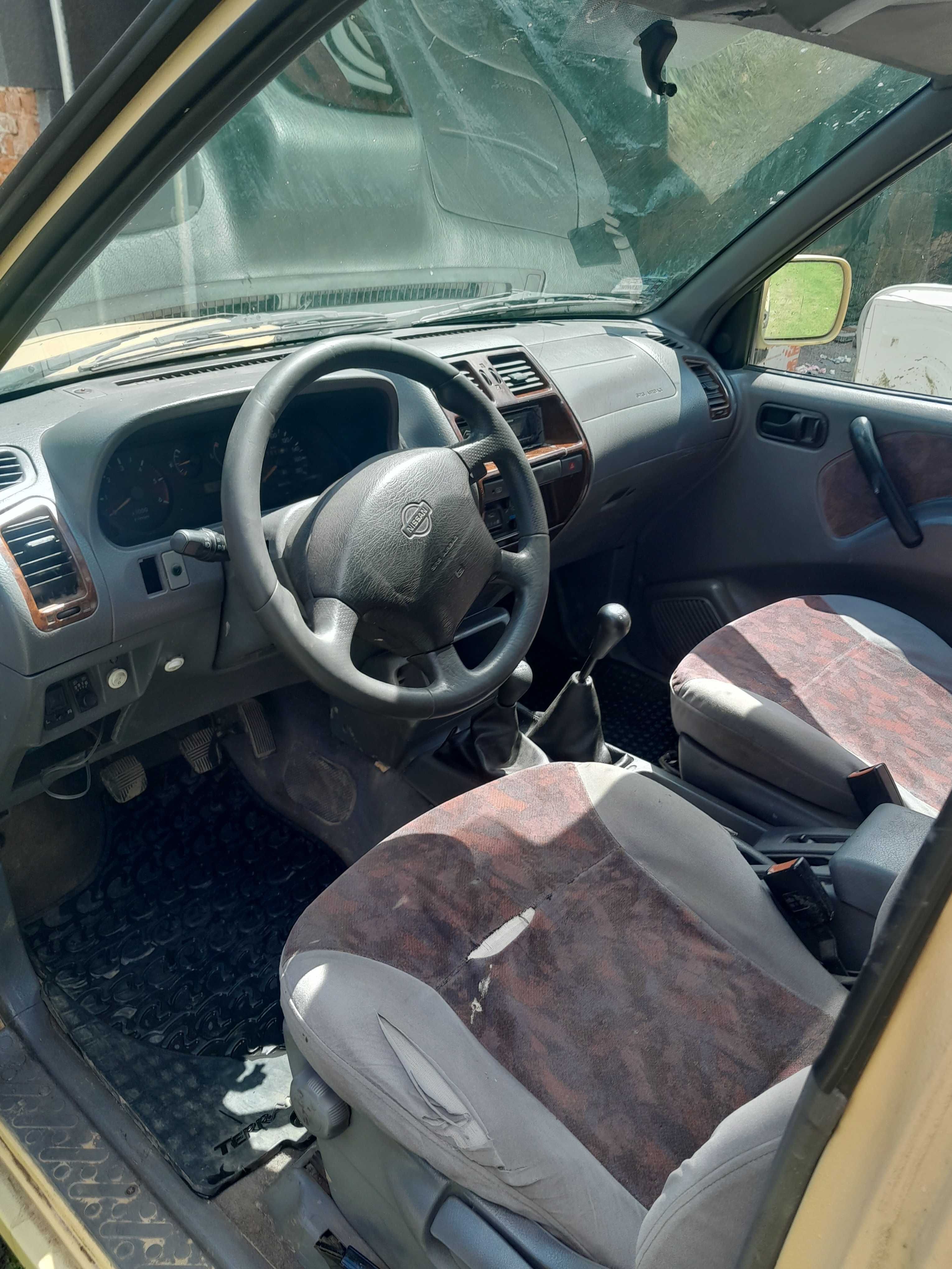Nissan Terrano II 2.7tdi klima sprawna