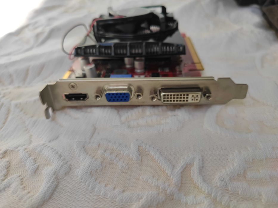 Placa Gráfica ASUS HD 4670 1GB HDMI