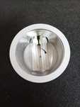 Lampa sufitowa biala