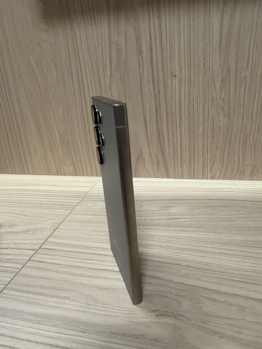 Samsung Galaxy S24 ULTRA