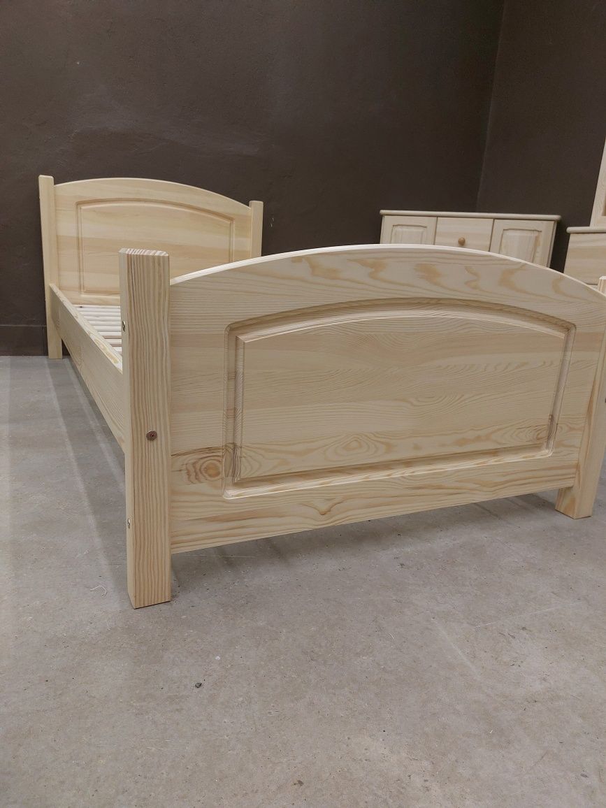 Łóżko drewniane lakierowane 90x200 140x200