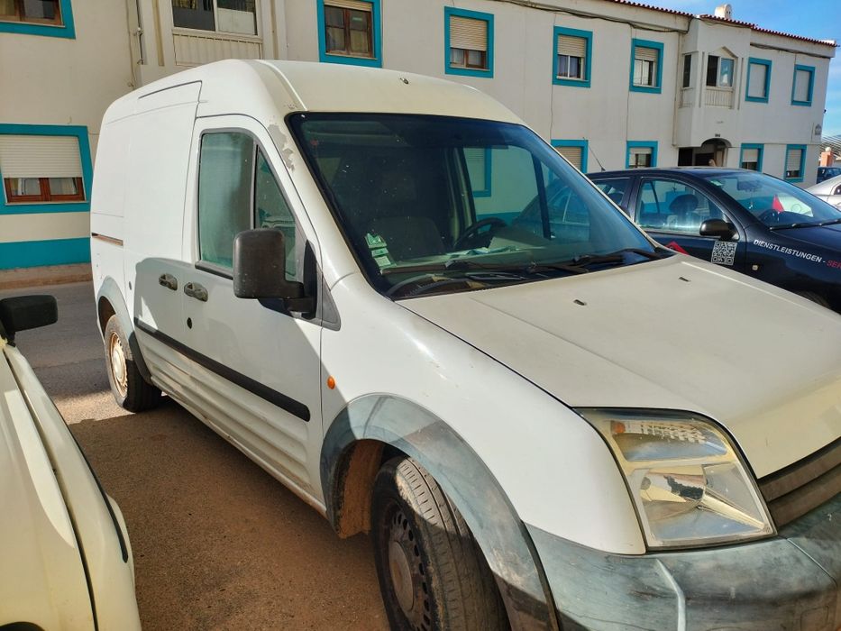 Ford Transit Connet considero todas as propostas