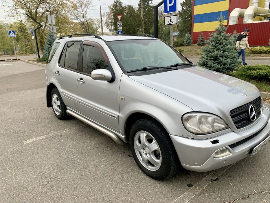 Mercedes Benz W163 ML 350