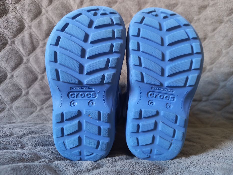 Продам дитячі чоботи Crocs (розмір C7)