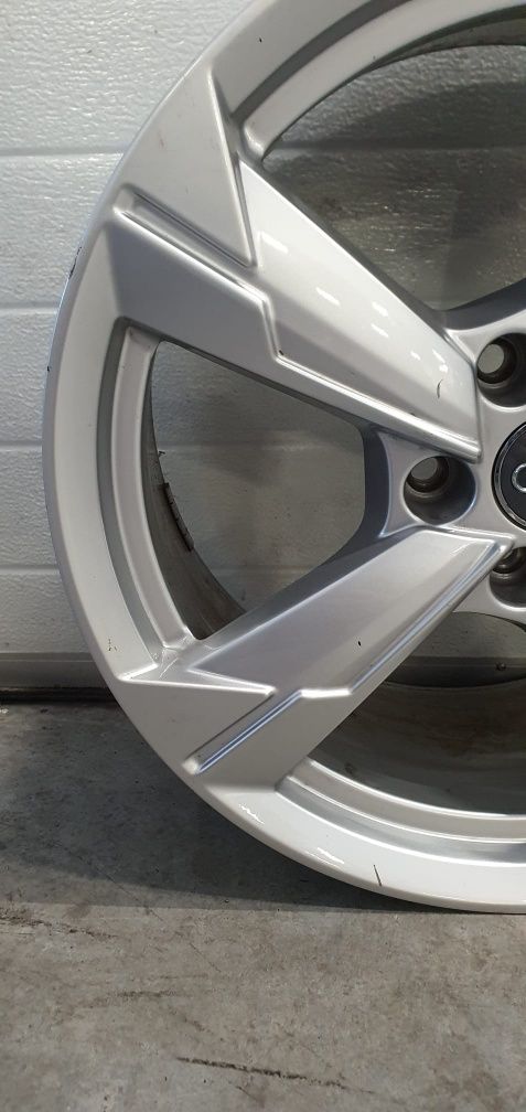 18 5x112 Audi oryginalne jak Nowe