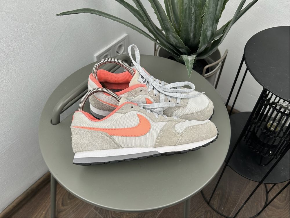 Оригінал! Кросівки Nike NMD Runner 38.5 розмір 248