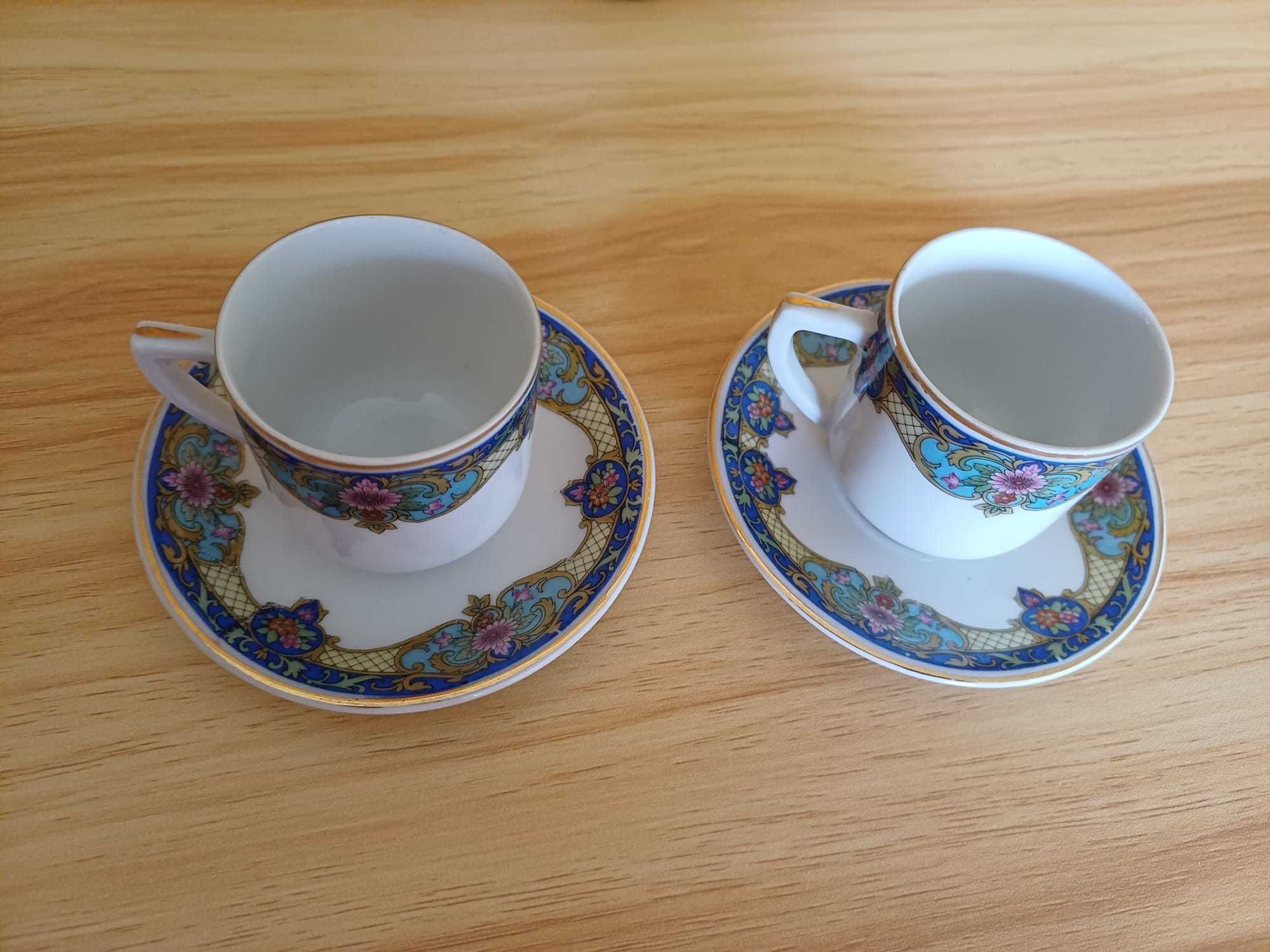 Conjunto de 10 chávenas de café de porcelana
