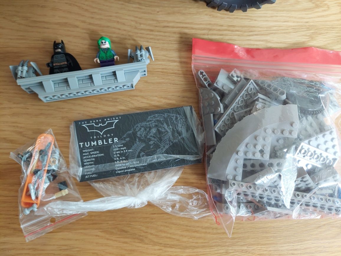 LEGO Super Heroes 76240 Batmobil Tumbler OKAZJA