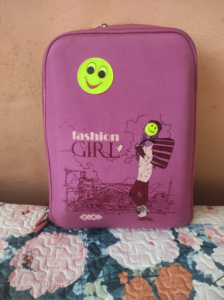 Рюкзак в школу для дівчинки
