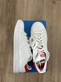 Adidas Stan Smith Vermelhas e brancas