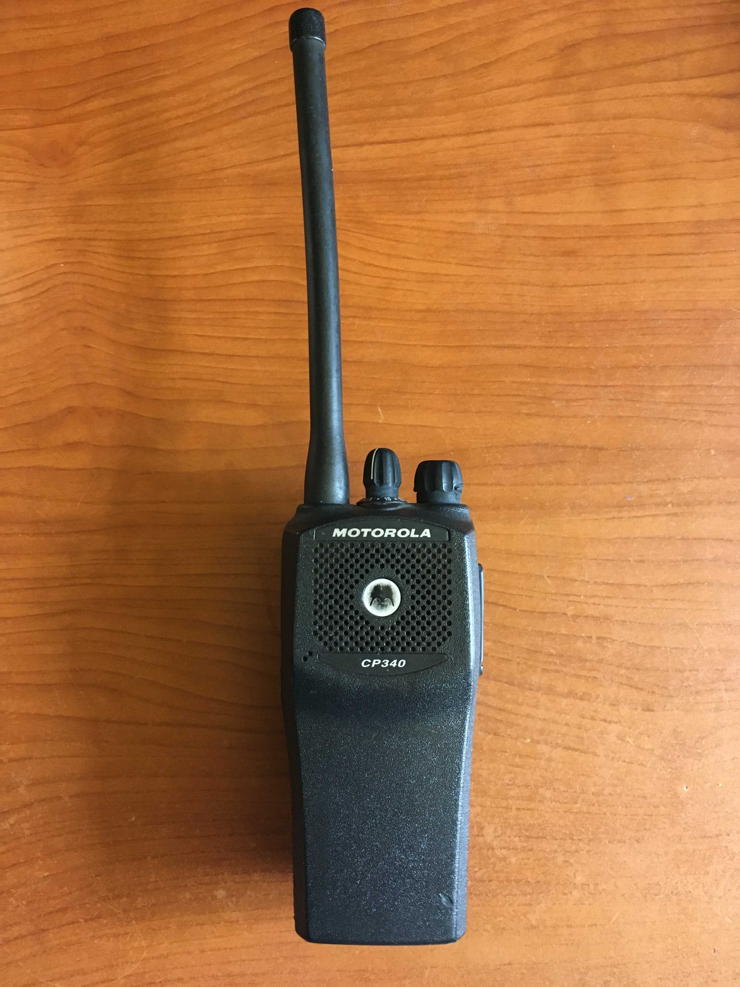 Motorola CP340 - na pasmo 2m, 16 kanałów