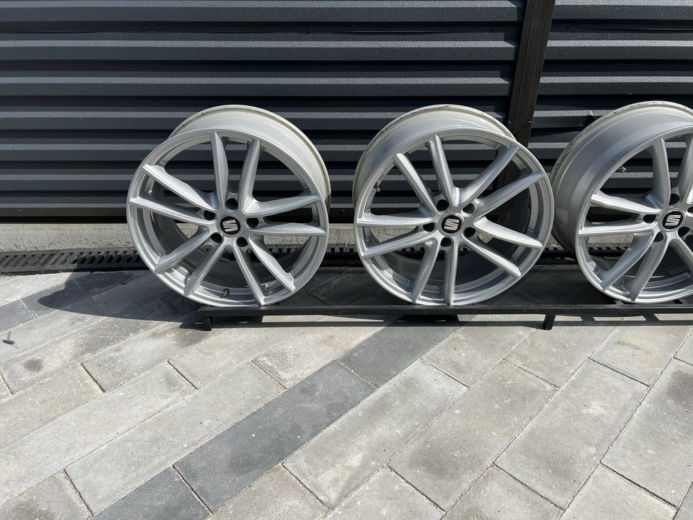 Диски 18R 5x112 8J ET40 Dia 66.6x57.1 Audi Skoda Seat Mercedes VW