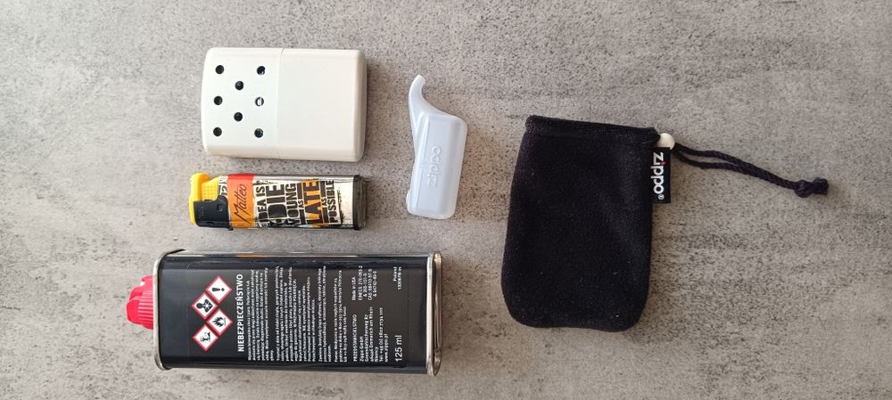 Benzynowy ogrzewacz Zippo