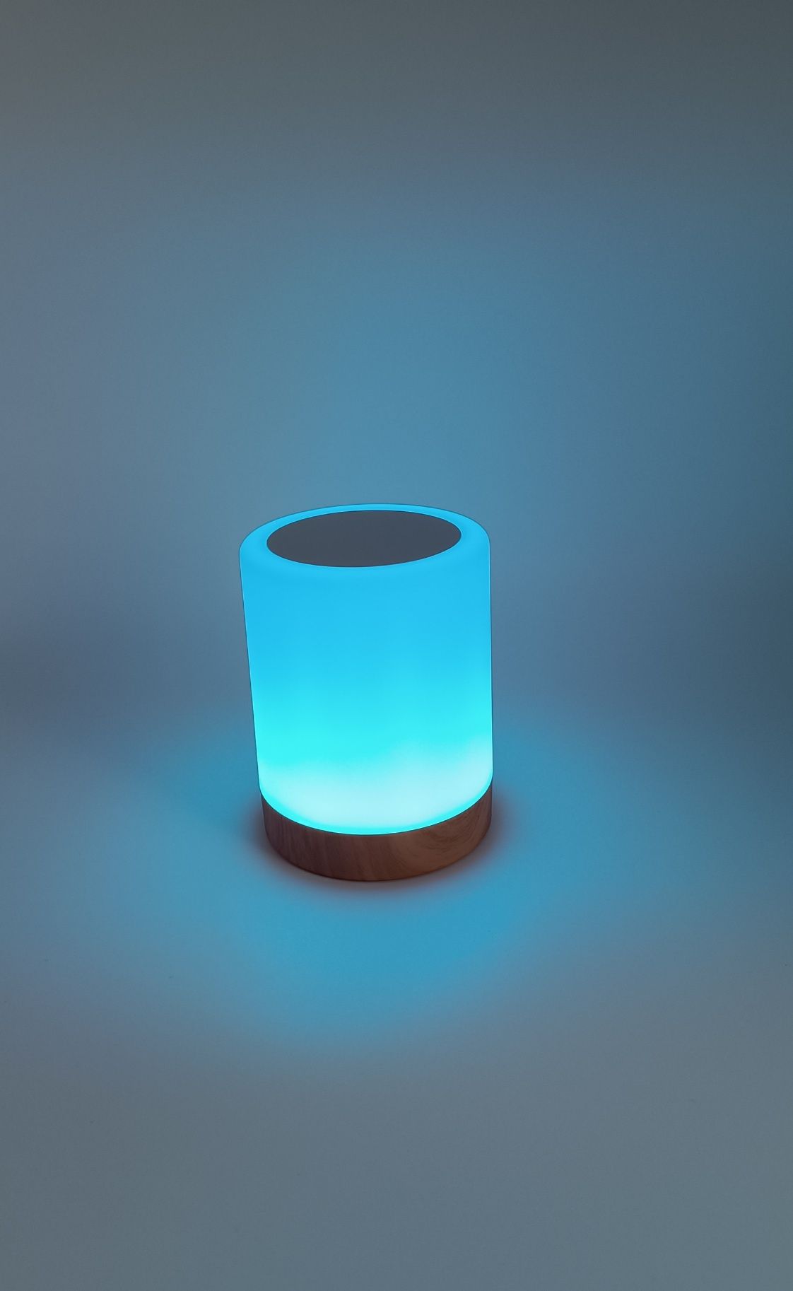 Lampka nocna dotykowa LED RGB