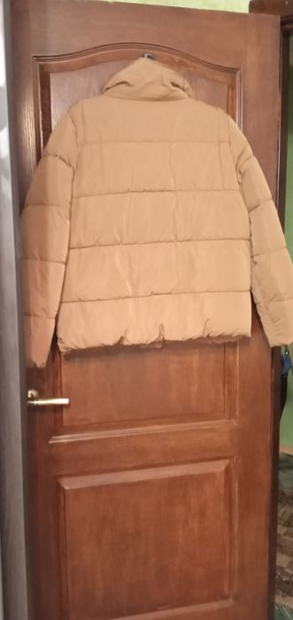 Куртка женская размер 50 состояние новой