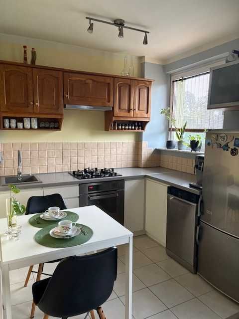 Sprzedam mieszkanie w centrum Głogowa z całym wyposażeniem