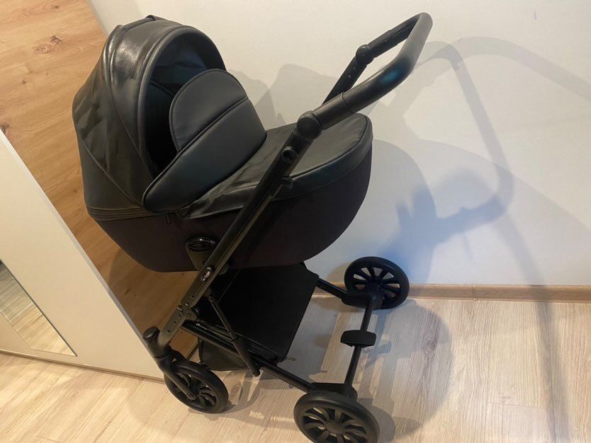 Продам коляску Anex e/type