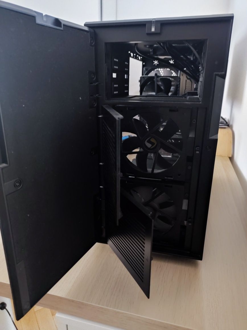 Komputer i5-8600k, 32GB ram, NVMe KC3000, 512GB, Wifi 5G