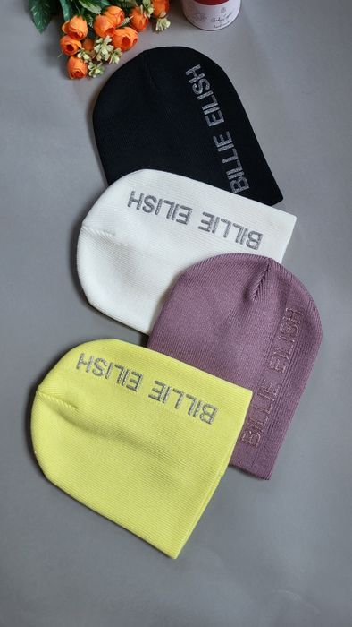 Жіноча трикотажна шапка 370 грн