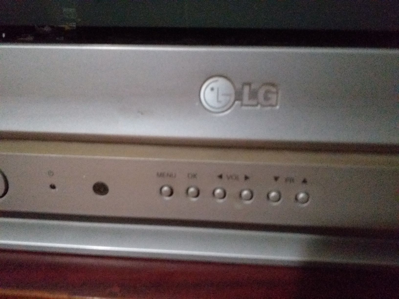 Телевизор LG21FD4RG