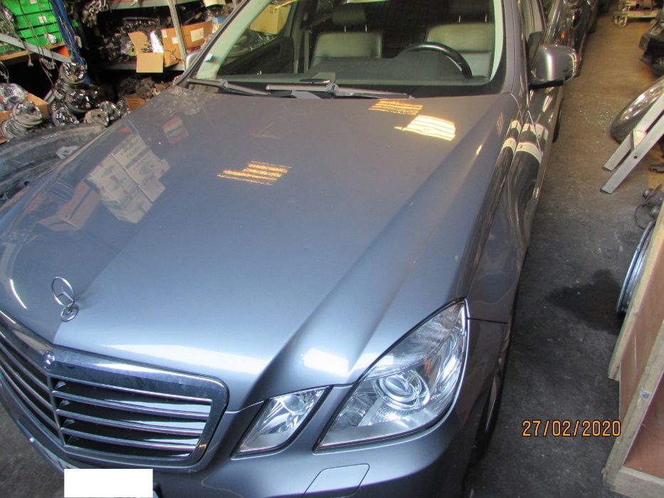 Mercedes E200 de 2010 Volante á esquerda para peças