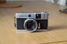Olympus Pen EED - Câmera Analógica Half-Frame
