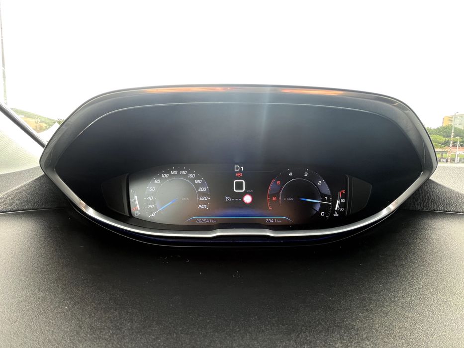 Peugeot 3008 | Allure 1.6 HDi 120